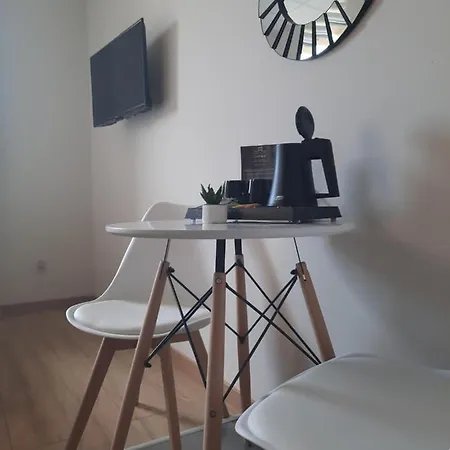 Δωμάτια σε οικογενειακή κατοικία Hotelik Corner