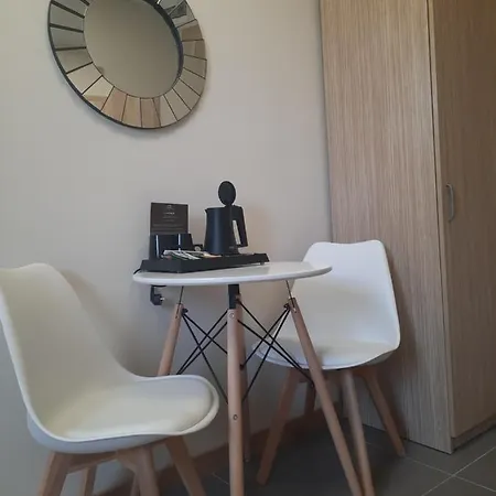 Hotelik Corner