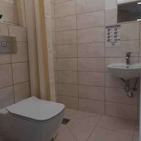 Hotelik Corner Homestay *