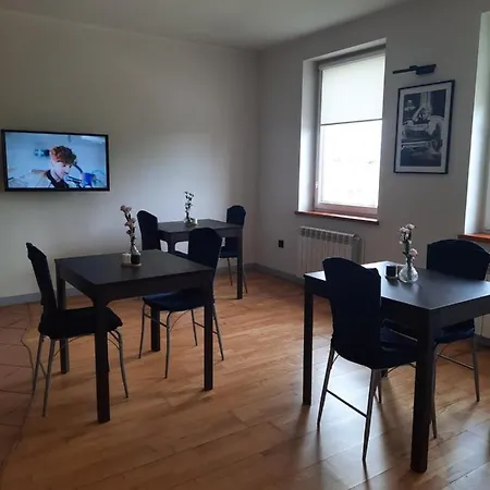 Δωμάτια σε οικογενειακή κατοικία Hotelik Corner