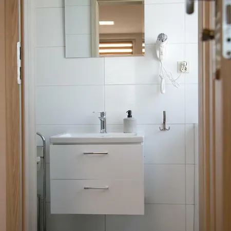 Δωμάτια σε οικογενειακή κατοικία Hotelik Corner